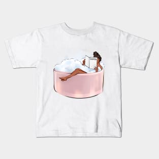 Addicted girl in pink bathtub Kids T-Shirt